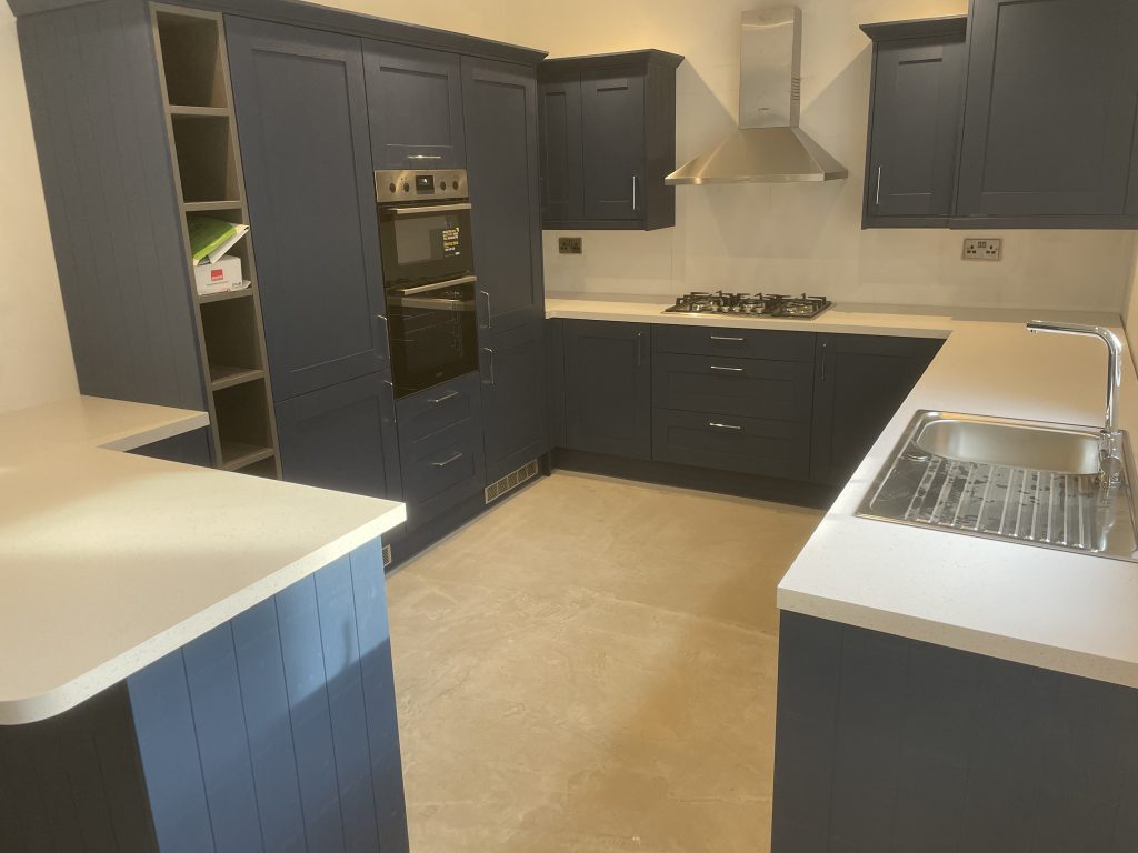 D70C67EE-AF34-43B2-A459-148688B090EC D70C67EE-AF34-43B2-A459-148688B090EC